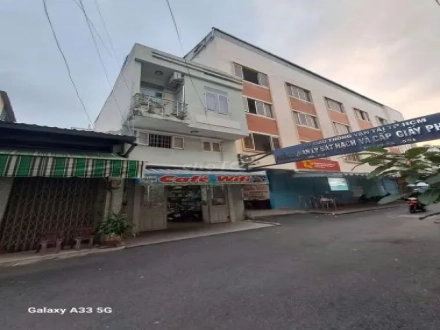 4 Bán nhà tại hẻm 226 Lý Chính Thắng, P 9, Q 3, TP HCM.